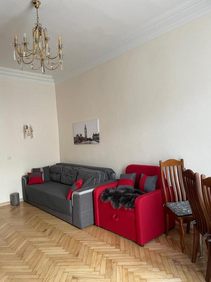 Freddies Apartment Kiev Bagian luar foto