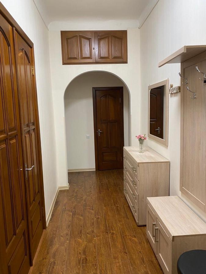 Freddies Apartment Kiev Bagian luar foto